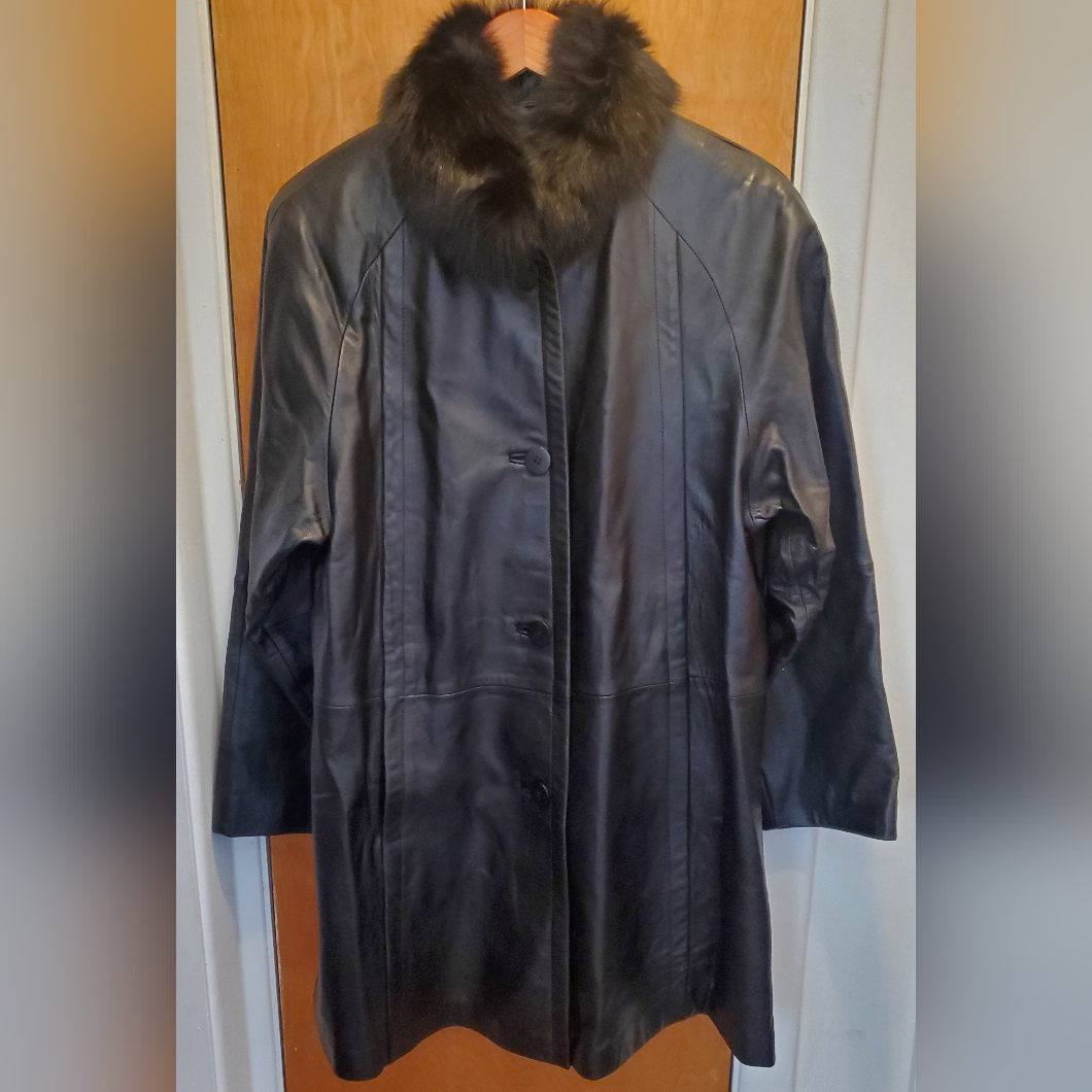 Tibca Genuine Leather Coat Euc